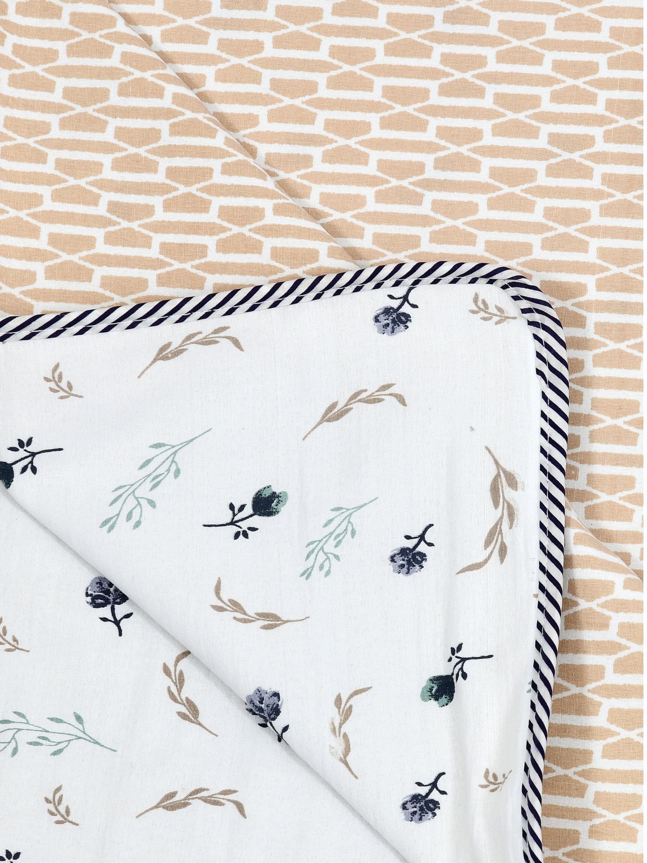 Living Roots Hand Block Geometric Floral Printed | Single Bed Dohar Lightweight For Summer Mild Winters AC Reversible Soft Comforter | No Colour Bleeding, Peach Colour, 56*86 inches, 150TC (11-025-C)