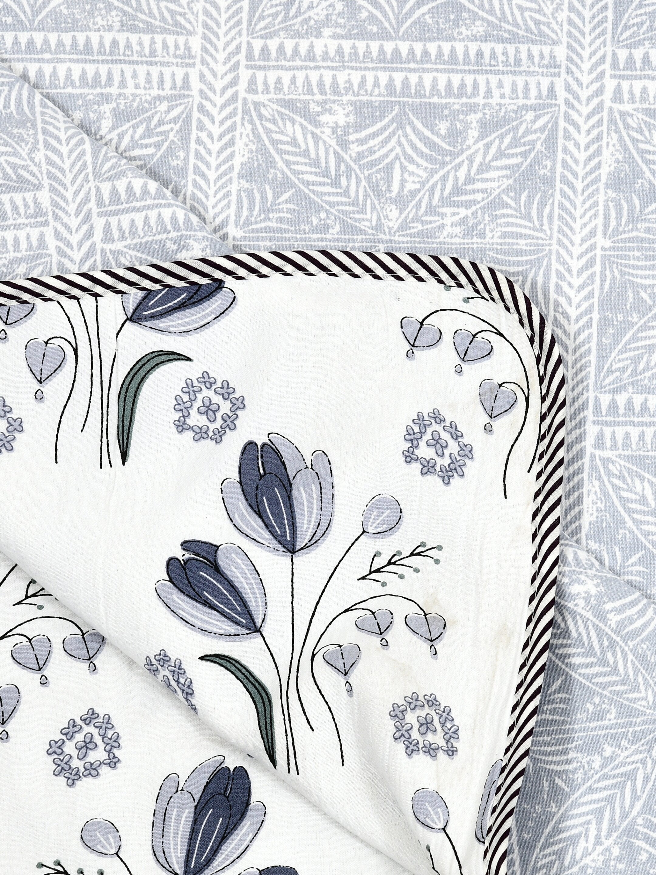 Living Roots Hand Block Geometric Printed | Single Bed Dohar Lightweight For Summer Mild Winters AC Reversible Soft Comforter | No Colour Bleeding, Grey Colour, 56*86 inches, 150TC (11-027-B)