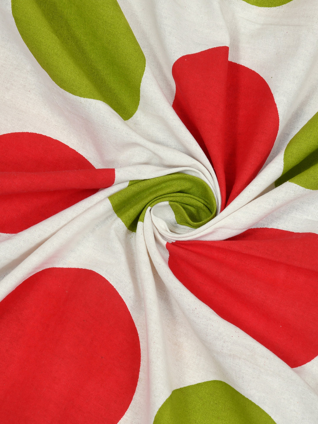 Cotton Breathable Supersoft Wrinkelfree Double Bedsheet with 2 Pillow Covers Red Green Colour