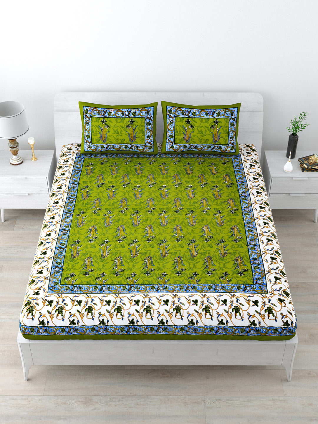 Double Bedsheet Pure Cotton - 1 Bedsheet with 2 Pillow Covers Green Colour