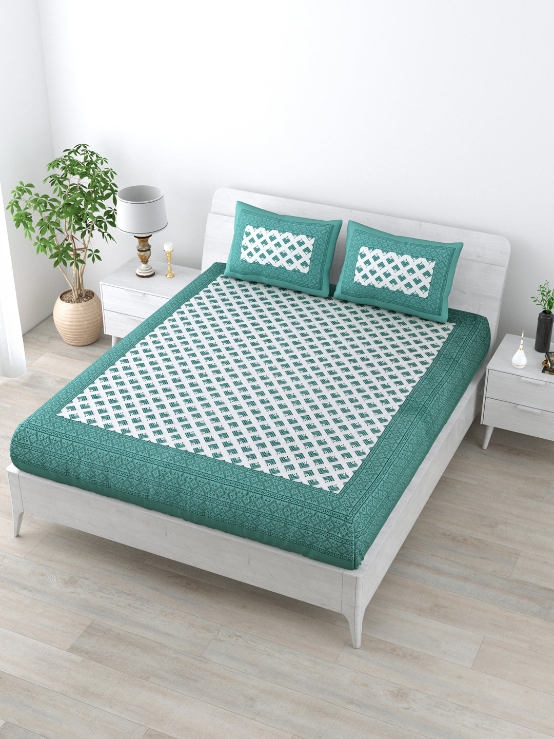 Double Bedsheet Pure Cotton - 1 Bedsheet with 2 Pillow Covers Green Colour