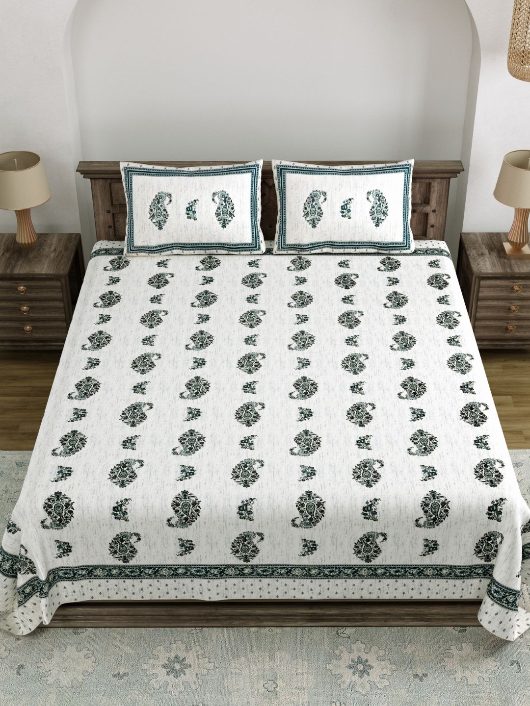 LIVING ROOTS King Size Premium Handblock Printed Pure Cotton Blue   Red Colour Bedsheet With Pillow Cover (31-198-A)
