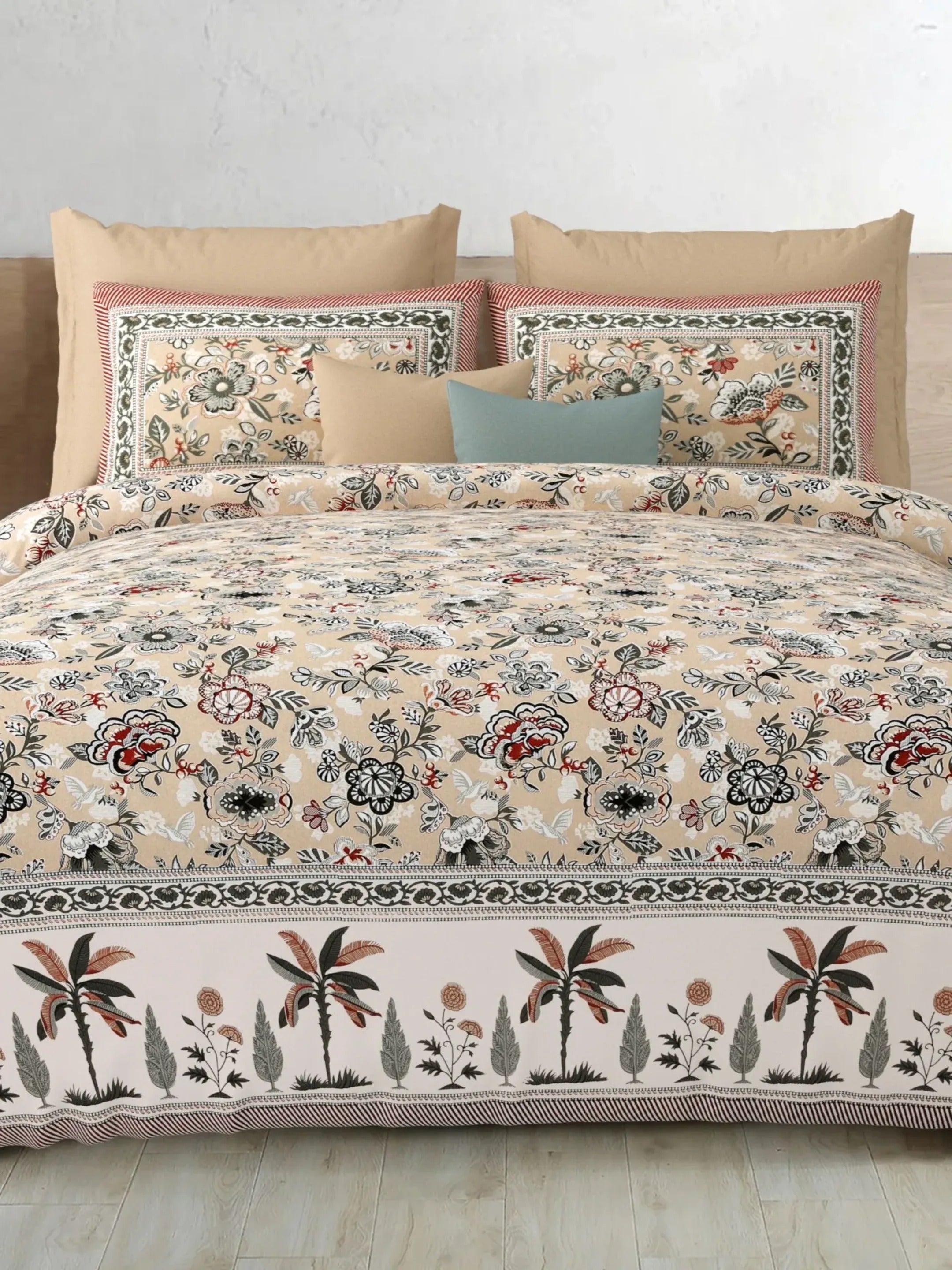 LIVING ROOTS 1 Super King Size Bedsheet 104*104 (8.5*8.5) feet with 2 Pillow Cover | Twill Cotton | Rich Fast Colour with No Colour Bleeding | Soft, Breathable & Skin Friendly, Keeps Your Body  Cool (378-B)