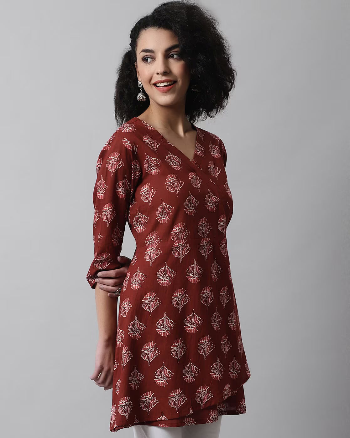 LIVING ROOTS Pure Cotton Ethenic Casual Short Staright Kurti for Girls/Women 3/4 Sleeve (6086)