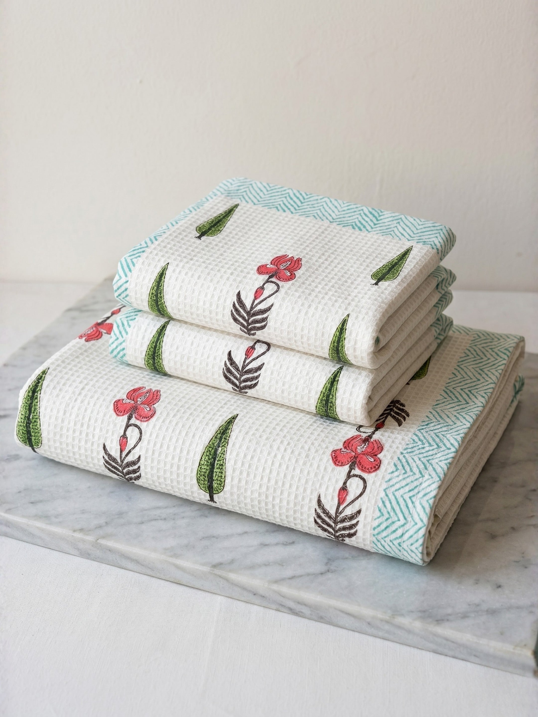 LIVING ROOTS Hand Block Printed 3 Pcs ( 1 Bath Towel  & 2 Hand Towel  ) Waffle Cotton Soft & Absorbent | 210 GSM | Pink | ( BATH1PC-012-HAND2PC-12 )