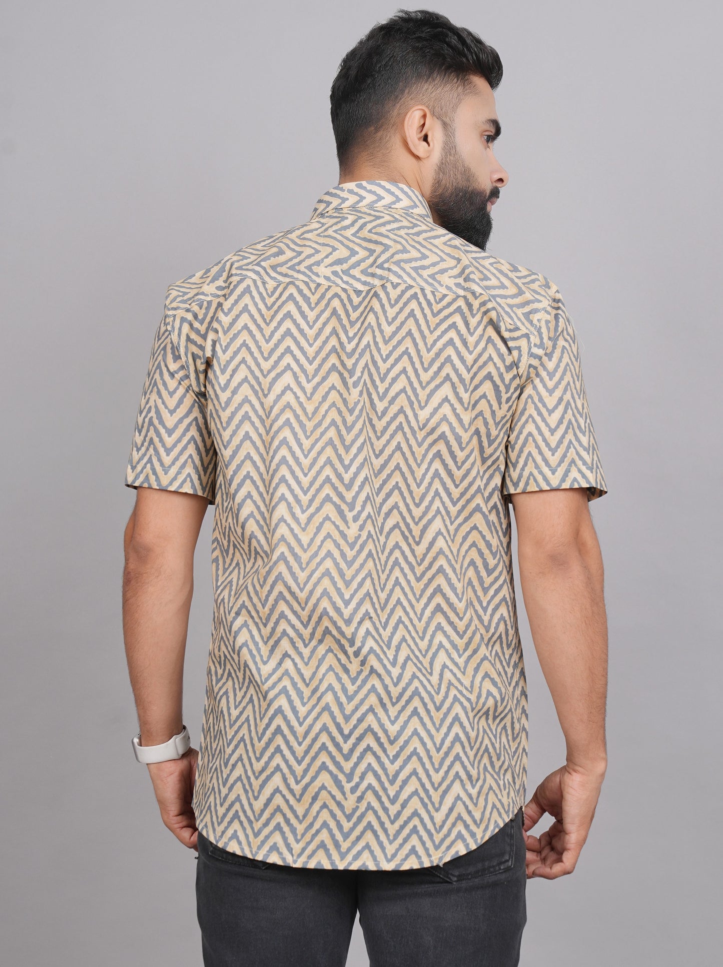 Living Roots 100% Cotton Leheriya Print Shirt for Men (M-1PC-027-L)