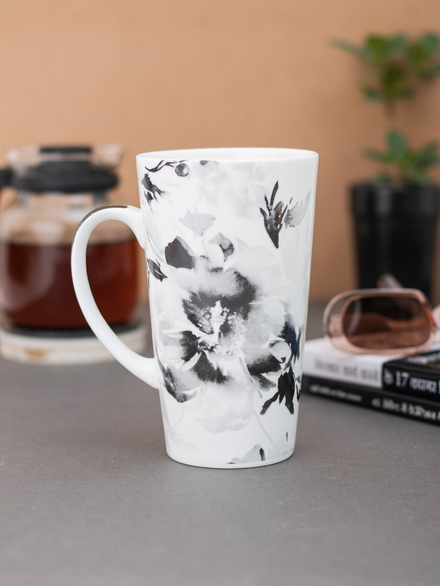 Tall Monochrome Coffee & Milk Mug, 600ml, 1 Piece (MC710)